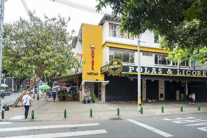 Hotel Midas