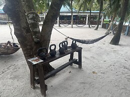 Mad Monkey Koh Rong