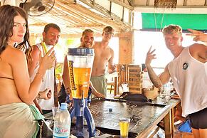 Mad Monkey Koh Rong