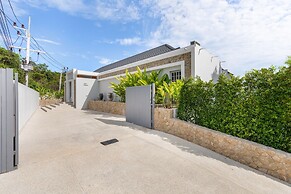 Villa Mandra 4BR Luxury Pool Villa, Bophut (KBR2)
