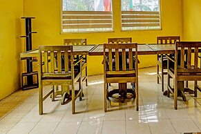 Hotel O Family Blitar