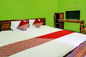 Hotel O Family Blitar