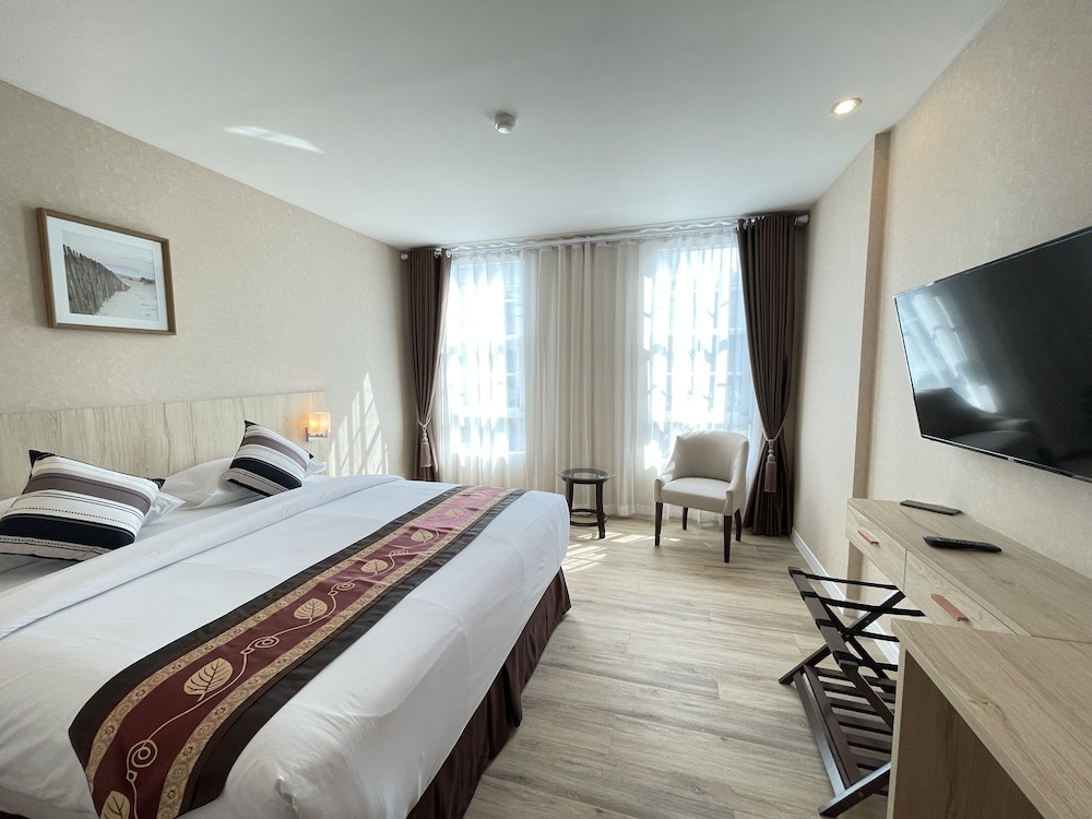 Le Cannes Hotel