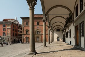 Loggiato dei Serviti