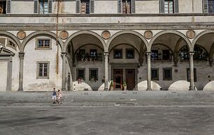 Loggiato dei Serviti
