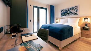 SpreeBlau Apartments