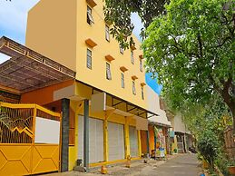 OYO 91401 Almeera