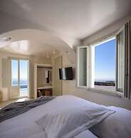 Terra Blanca Suites