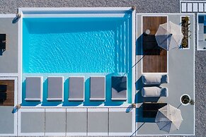 Terra Blanca Suites