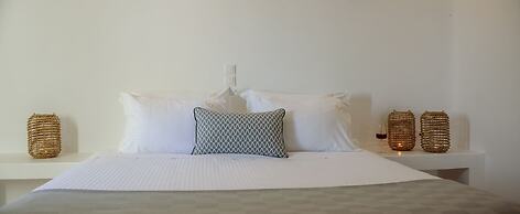Terra Blanca Suites