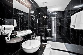 MLZ APARTMENTS