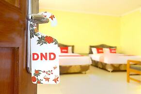 OYO 90878 Pakem Sari Hotel & Convetion