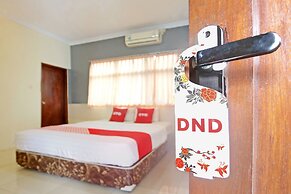 OYO 90878 Pakem Sari Hotel & Convetion