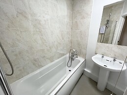 Pool Hill Terrace - Two Bedroom Apartment
