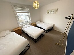 Pool Hill Terrace - Two Bedroom Apartment