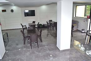 Hotel Gurya