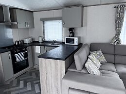 Coopers Beach 3-bed Caravan, Sleeps 8 & Pets Ok