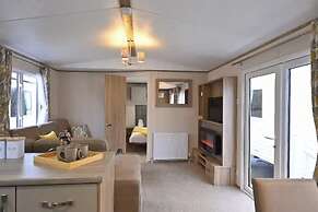 Coopers Beach 3-bed Caravan, Sleeps 8 & Pets Ok