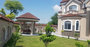 Entire 6-bed Garden Villa