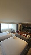 Amberes 64, an Ascend Collection Hotel