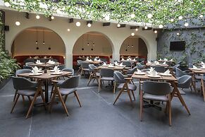 Amberes 64, an Ascend Collection Hotel