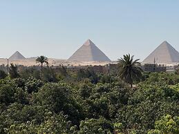 Pyramids Sunrise Inn