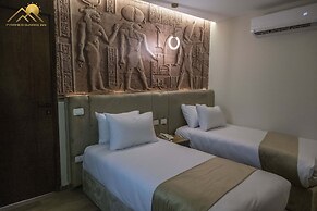 Pyramids Sunrise Inn