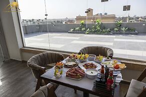 Pyramids Sunrise Inn