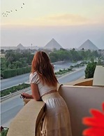 Pyramids Sunrise Inn