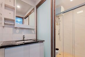 Styisth 2Br At Sky House Bsd Apartment