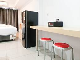 Homey Studio At De Prima Apartment