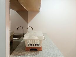 Minimalist Studio At De Prima Apartment