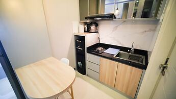Simple And Cozy Studio At Benson Supermall Mansion Apartment