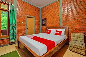 Hotel O Villa Papada