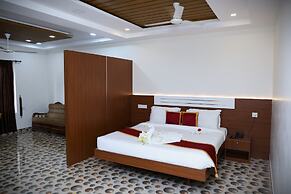 Delano Residency