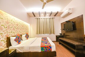 FabHotel Aashraye