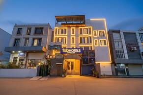 Fabhotel White Klove