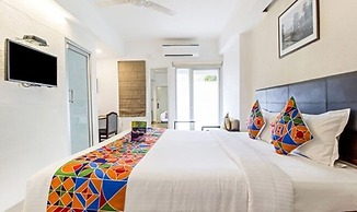 FabHotel Kalyan