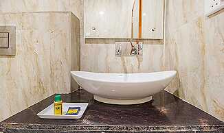 Fabhotel Aries