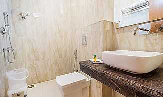Fabhotel Aries