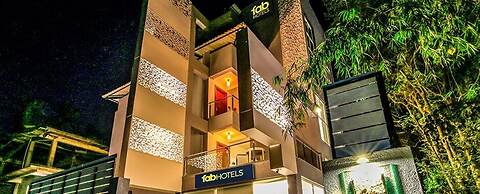 FabHotel Casa Kiara With Pool Side Bar, Calangute