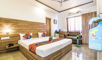 Fabhotel Vista Suites