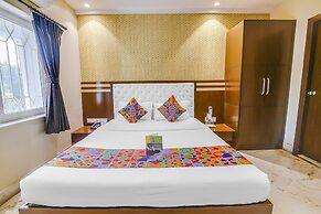Fabhotel Luxor