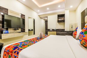 Fabhotel Crown Heights