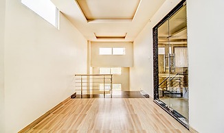 Fabhotel Solitaire Inn