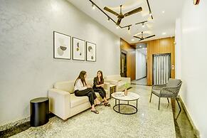 Fabhotel Solitaire Inn