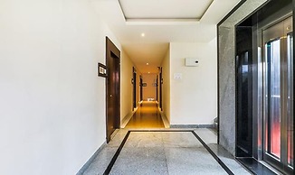 Fabhotel Rr Grand