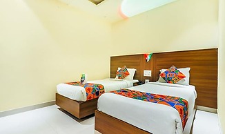 Fabhotel Rr Grand