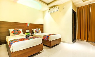 Fabhotel Rr Grand