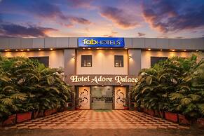 Fabhotel The Adore Palace